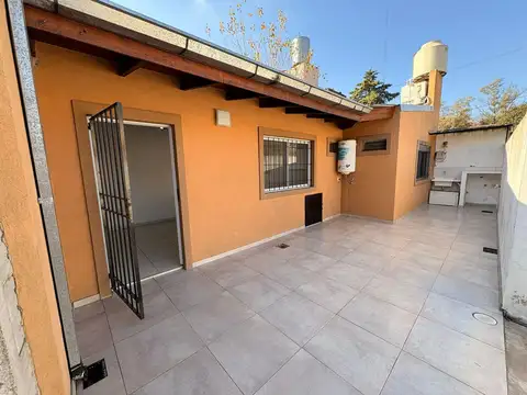 Departamento en Villa De Mayo