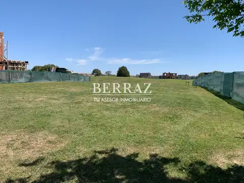 Terreno en Venta de 855,0 m2