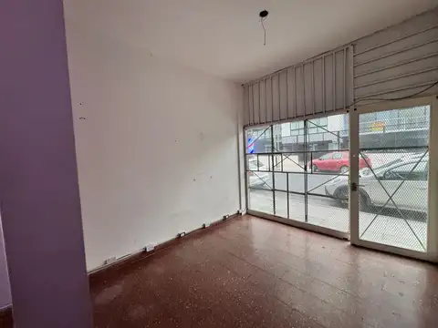 Local en Alquiler 40 años