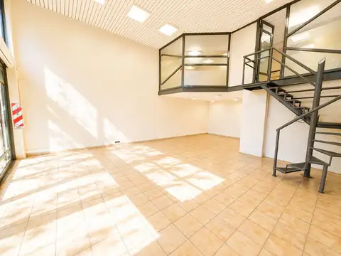 Local en Alquiler en Parque Patricios, USD 2.900