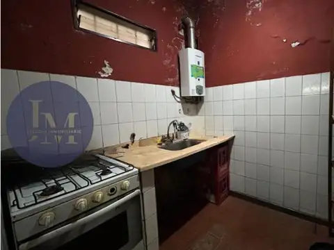 CASA 2 AMBIENTES CASEROS. VENTA