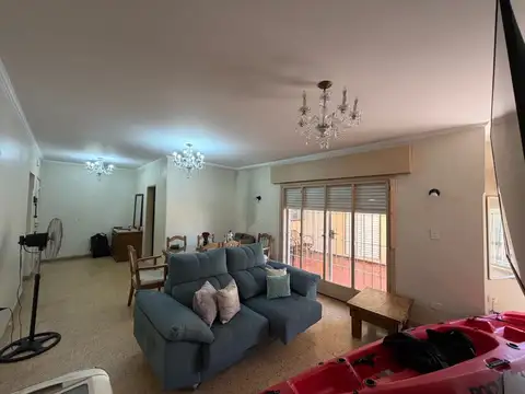 Casa con gran ubicacion a la venta