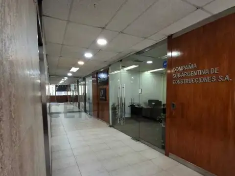 Venta Oficina Piso Completo Microcentro con 5 cocheras