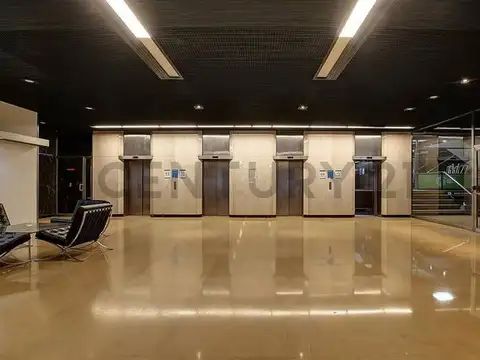 Venta Oficina Piso Completo Microcentro con 5 cocheras