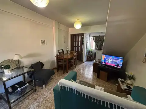 Cuba 1200, Piso 1