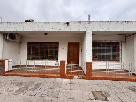 Casa - Venta - Argentina, Ezeiza - Pravaz 393