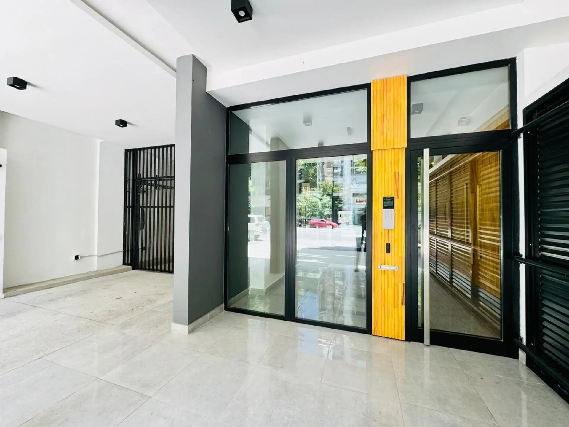 Departamento en Av. Colon 3000 de dos ambientes tipo duplex con cochera