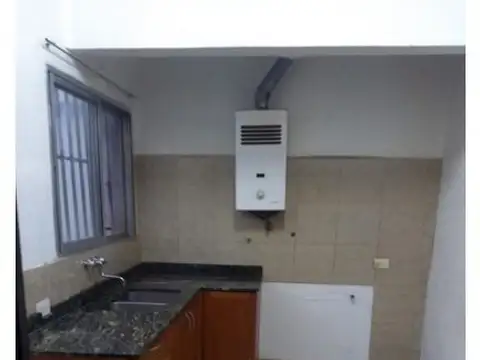 CASA DE 2 DORMITORIOS EN ARROYITO