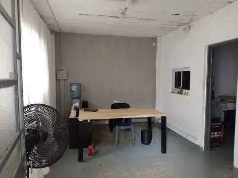 Galpon en Venta en Villa Lynch, USD 200.000