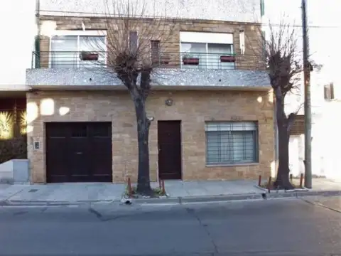 Dos casas estilo PH | Morón | a 5 cuadras de la estacion