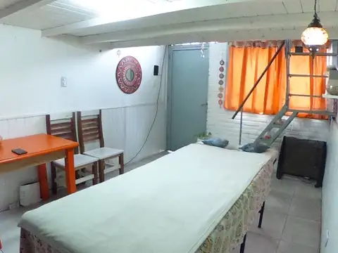 OPORTUNIDAD!! MONOAMBIENTE CON ENTREPISO/ OFICINA,  EN PLENO CENTRO ITUZAINGO A MTS DE LA PLAZA