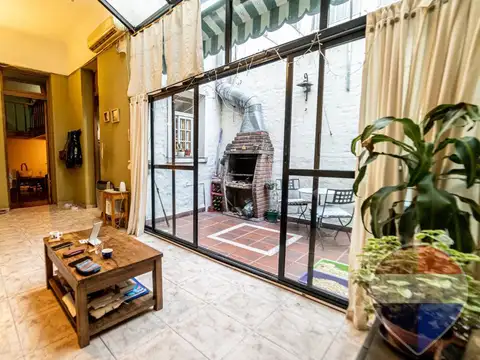 PH 4 Amb. Patio. Almagro, a mts de Av. Corrientes