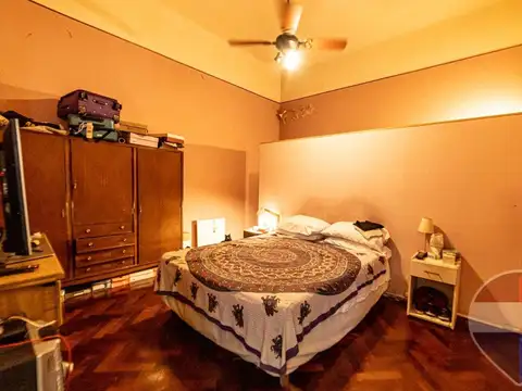 PH 4 Amb. Patio. Almagro, a mts de Av. Corrientes