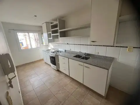 Departamento en Alquiler en Chacarita, $ 850.000