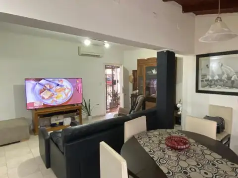 Departamento en venta - 3 Dormitorios 2 Baños - Pergamino