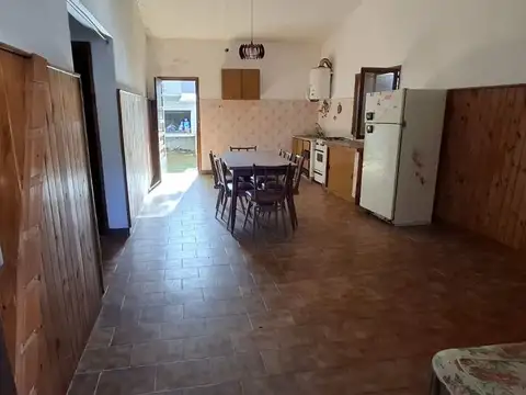 CASA VENTA LAS TONINAS CALLE 7 JARDIN Y PARRILLA