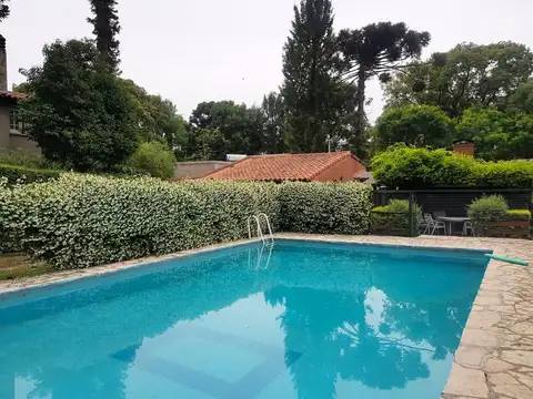 Casa 5 ambientes con 5 baños
