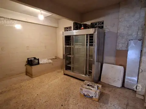 Local en Venta 40 años