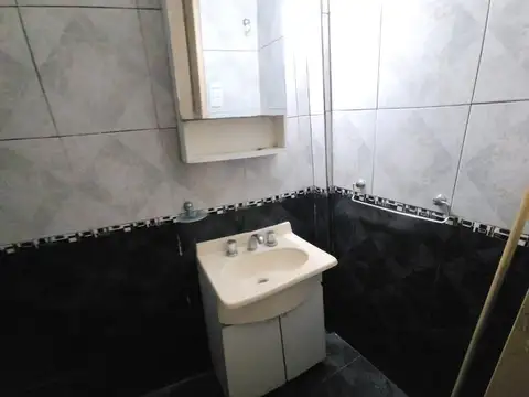 Depto Tipo Casa en Alquiler de 2 dormitorios