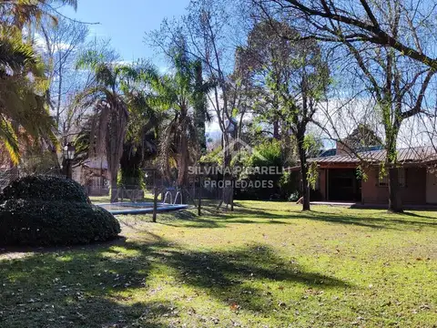 Casa Chalet  en Venta en Barrio Parque Sakura, Exaltación de la Cruz, G.B.A. Zona Norte