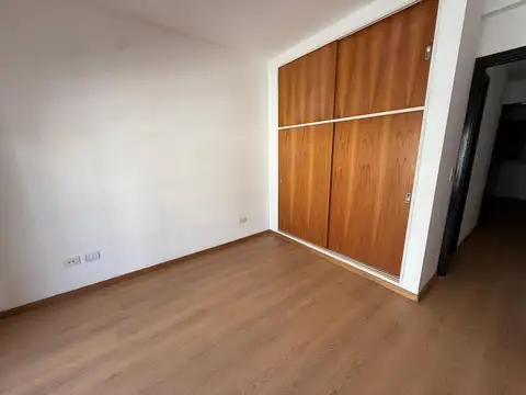 Departamento 4 ambientes con 3 baños