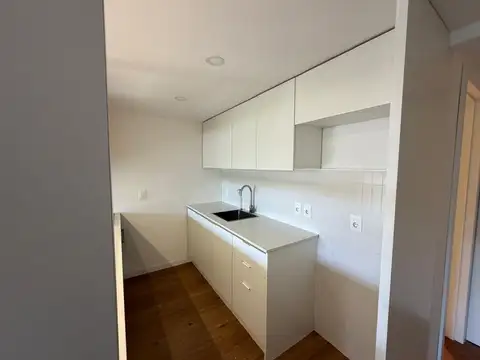 Departamento en Alquiler con 2 cocheras