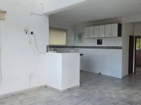 Casa 3 ambientes con 2 baños