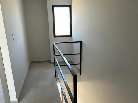 Casa 3 ambientes con 2 baños