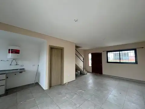 DÚPLEX 2 DORM 2 BAÑOS EN VALLE CERCANO - B° CON SEGURIDAD