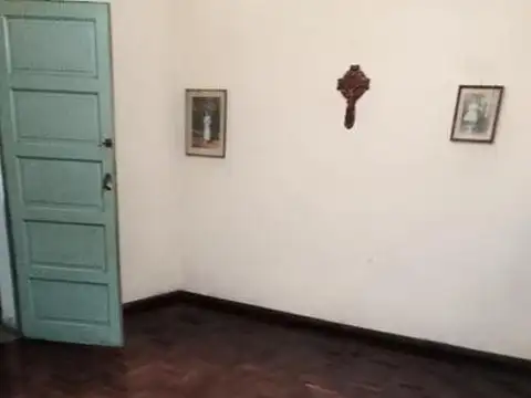 Lisandro de la Torre al 3700