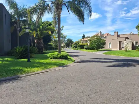 Los Fresnos , Congreve & Loma Verde