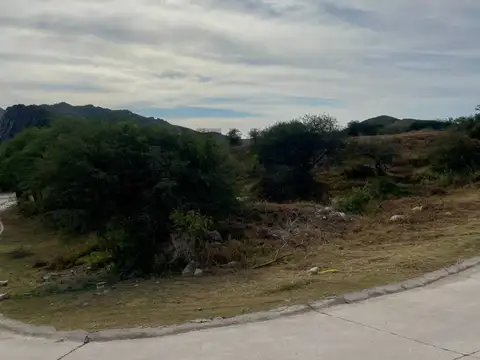 Cam. a la Laguna Azul, Córdoba , Piso 0