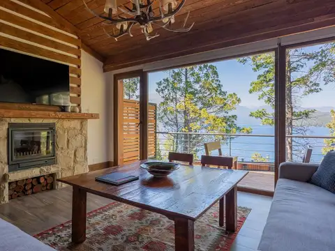 Venta de departamento 1 dormitorio con costa sobre Lago Gutierrez, Peñon de Arelauquen