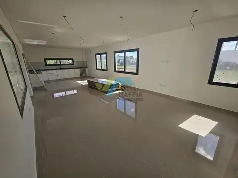 Casa en Venta en Pilar Del Este, USD 180.000
