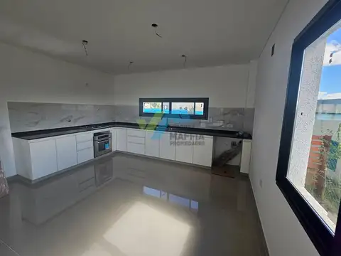 Casa en Venta al Oeste