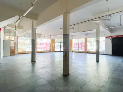Local en Alquiler en Olivos, $ 4.800.000