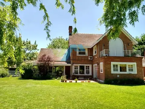Casa en La Pradera 1000