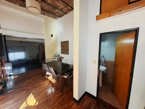 Depto Tipo Casa en Venta 50 años