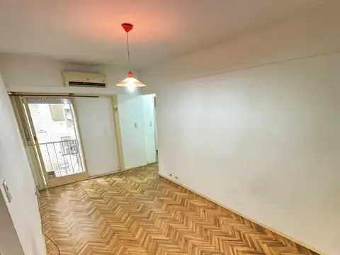 VENTA - DEPARTAMENTO 2 AMBIENTES - BAJAS EXPENSAS - SUBTE "E"