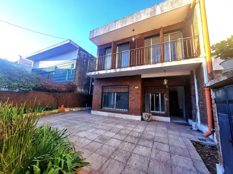 Muñoz 2800