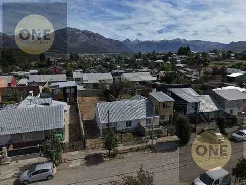 CASA 3 AMB SOBRE LOTE 300