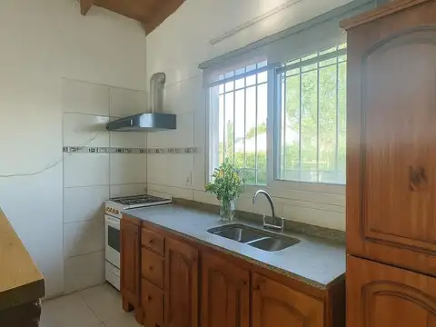 Casa 3 ambientes con 1 baño