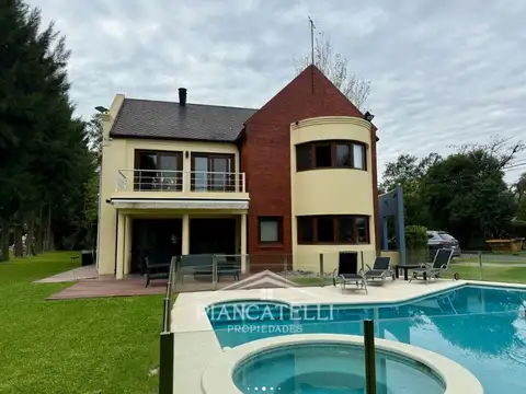 Venta Casa Country Banco Provincia 7 ambientes 