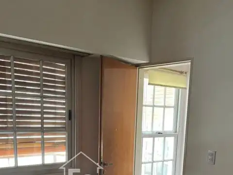 Depto Tipo Casa 2 ambientes con 1 baño