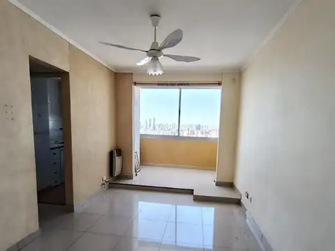 3 AMB Colegiales DELGADO Y PALPA PISO ALTO VISTA ABIERTA RECICLADO