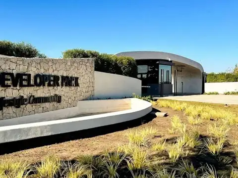 VENTA LOTE DEVELOPER PARK 750 M2 FINANCIAMIENTO