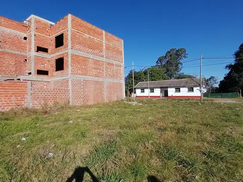 Terreno en Venta 20  mts Fondo