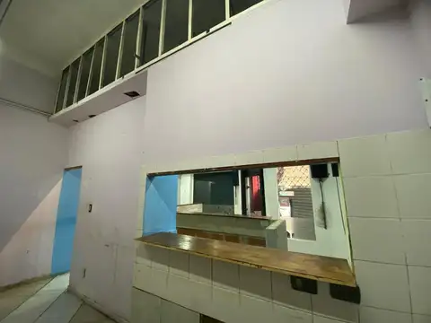 Local en Quilmes Centro en alquiler