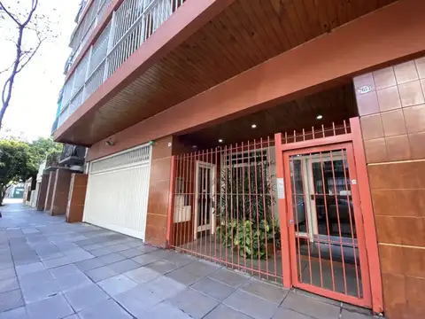 ALQUILER HERMOSO DEPARTAMENTO 3 AMBIENTES  CON BALCON AL FRENTE  ZONA BELGRANO R