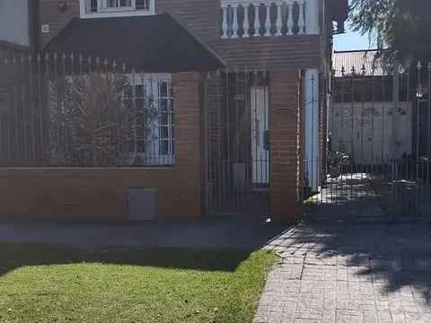 Casa en Villa Elisa